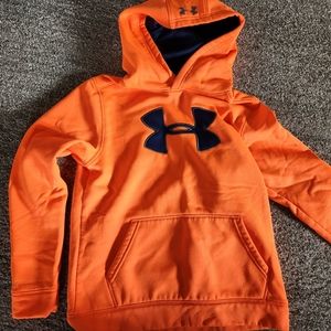 Under Armour sweatshirt